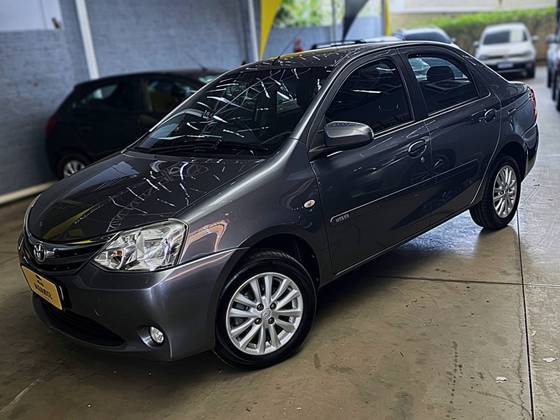 TOYOTA ETIOS 1.5 XLS SEDAN 16V FLEX 4P MANUAL TOYOTA ETIOS 1.5 XLS SEDAN 16V FLEX 4P MANUAL
